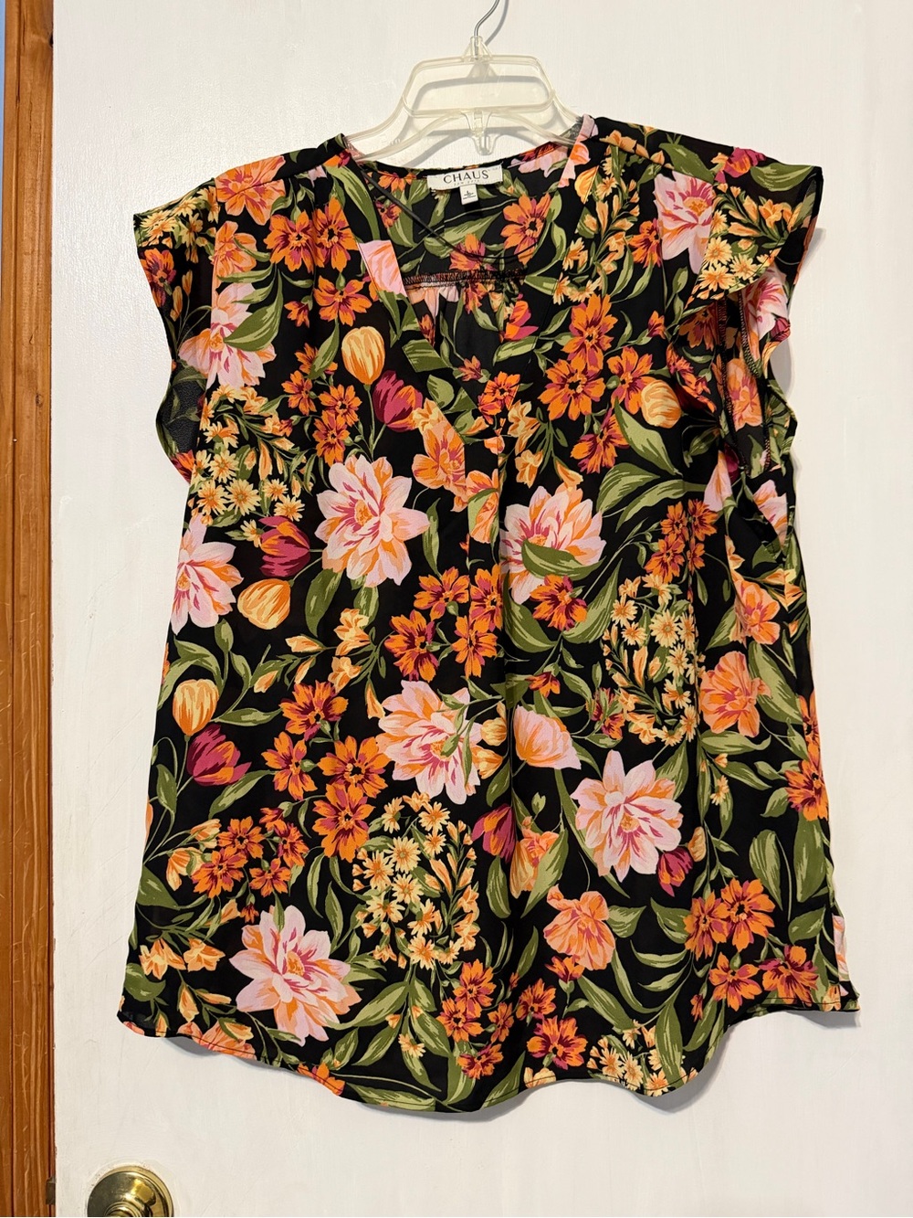 Womens Black Floral Print Flutter Sleeve V-Neck Blouse, Size Large